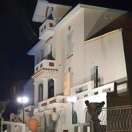 Lovely In Saint-raphael With Wifi Appartement