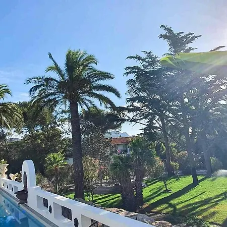 Lovely In Saint-raphael With Wifi