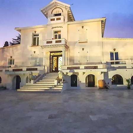 Lovely In Saint-raphael With Wifi Apartamento